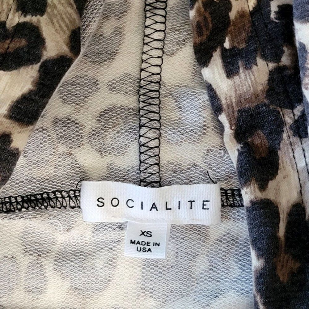 Socialite Printed Pullover Hoodie XS Leopard Print - Picture 6 of 7